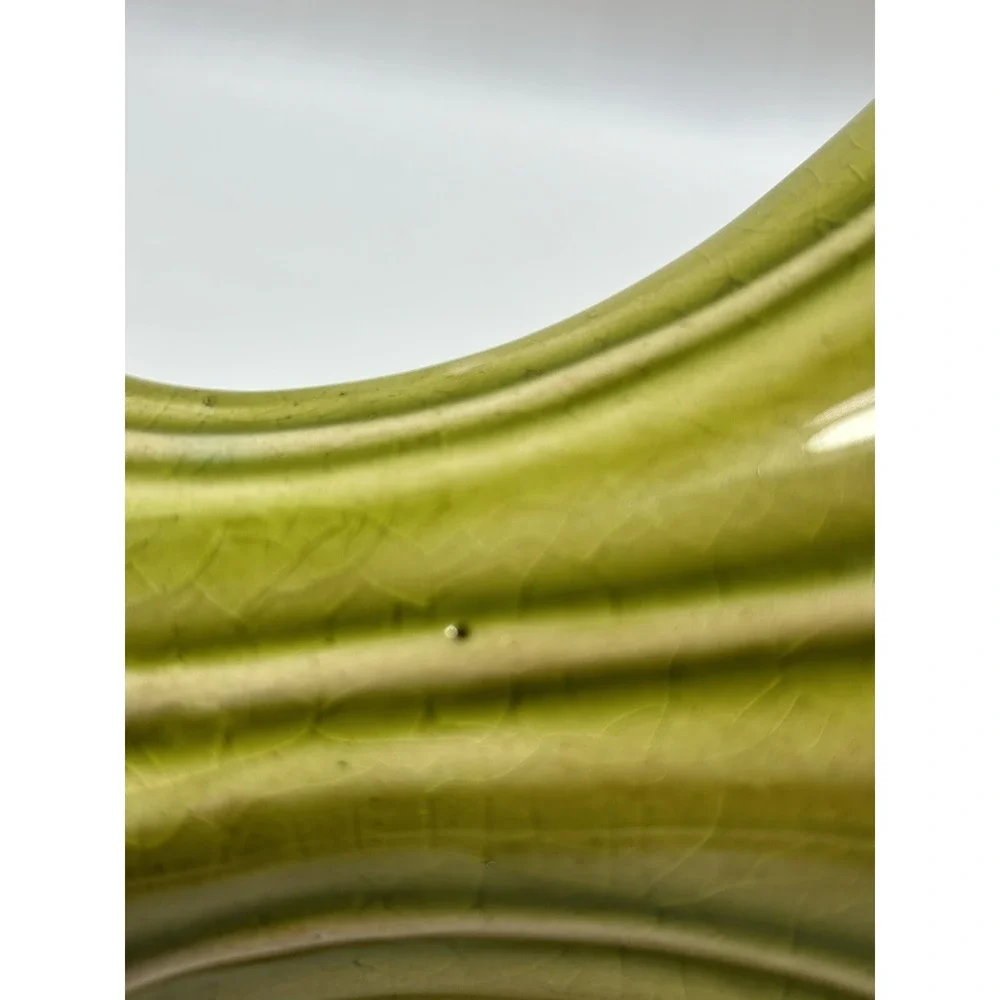 Vibrant MCM Green‎ Ribbed Variegated Vase with crazing 10.25 in
